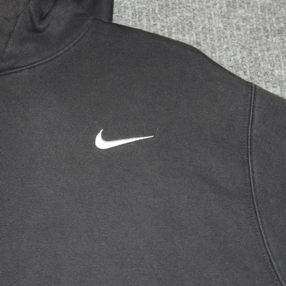 Nike Men's Black Hoodie Sweatshirt Paine Mountain‎ Shield Logo Size M